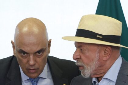 Após cerimônia no Planalto, Lula chama Alexandre de Moraes para um café e sinaliza aproximação entre poderes 10 ocrente 1785446651