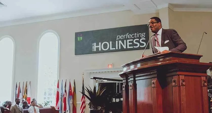 Pastor é afastado de igreja na Virgínia após ser acusado de enviar fotos explícitas a adolescente 2 ocrente 1785533059