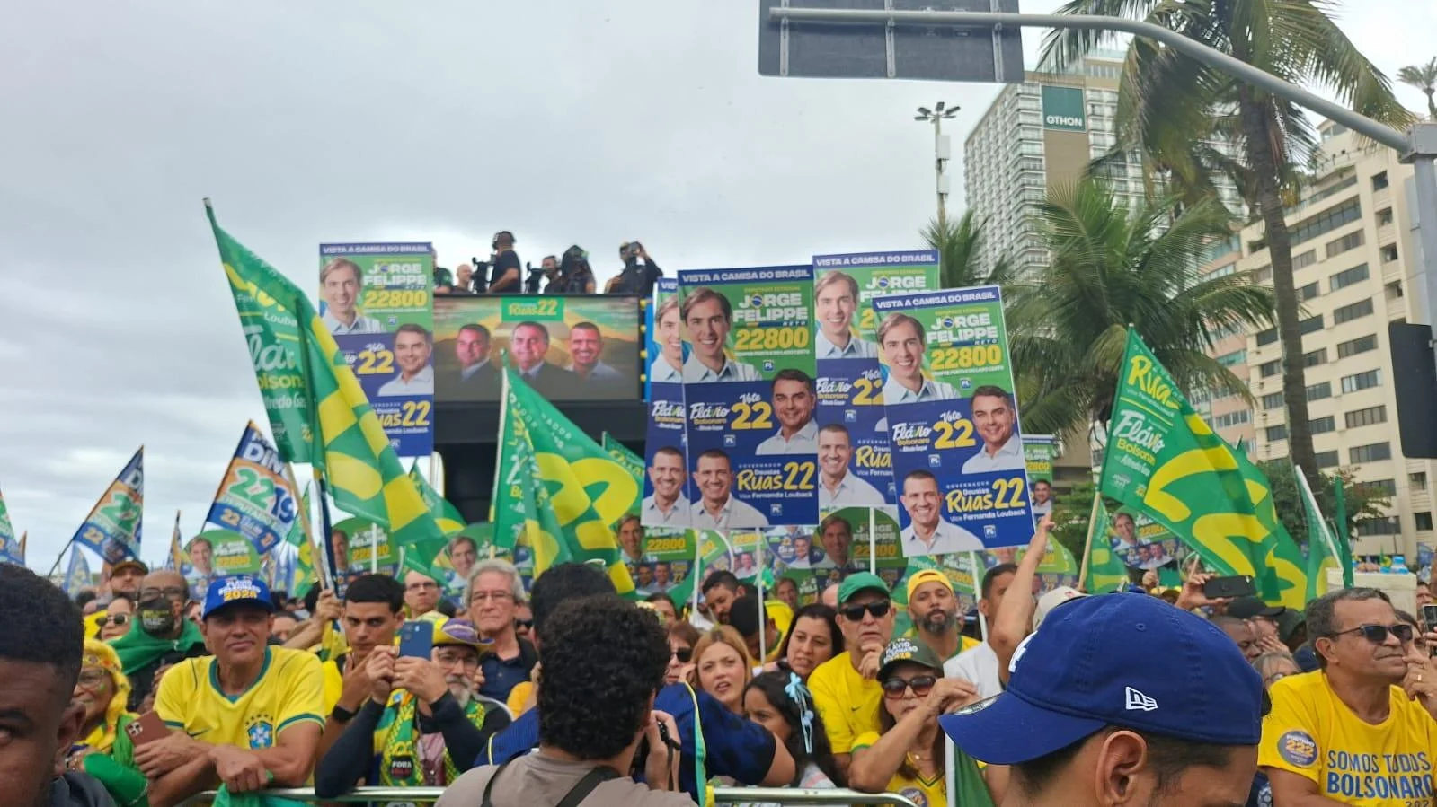 Ausência de Jair Bolsonaro marca o lançamento da campanha de Flávio em Copacabana 2 WhatsApp Image 2026 08 16 at 15.47.14