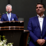 Pastor abençoa campanha de Flávio Bolsonaro em culto em Alagoas 3 image 19 e1787947437678