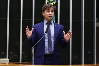 Nikolas Ferreira e o Mistério do Instagram: Posts Eliminados e Perfil em Suspense 6 nikolas ferreira