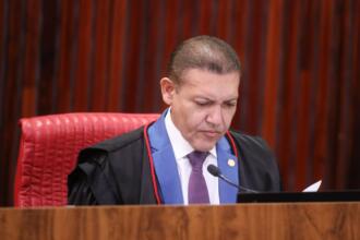 Incêndio na residência de Kassio Nunes Marques é causado por vazamento de gás 6 nunes marques luiz roberto tse