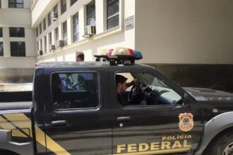 Milícia do Rio de Janeiro se infiltra no governo e movimenta R$ 350 milhões 8 policia federal sede rio de janeiro foto cristina indio do brasil agencia brasil