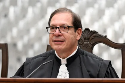 Luis Felipe Salomão é empossado como presidente do STJ e enfatiza a necessidade de transparência e juízes imparciais 16 salomao stj