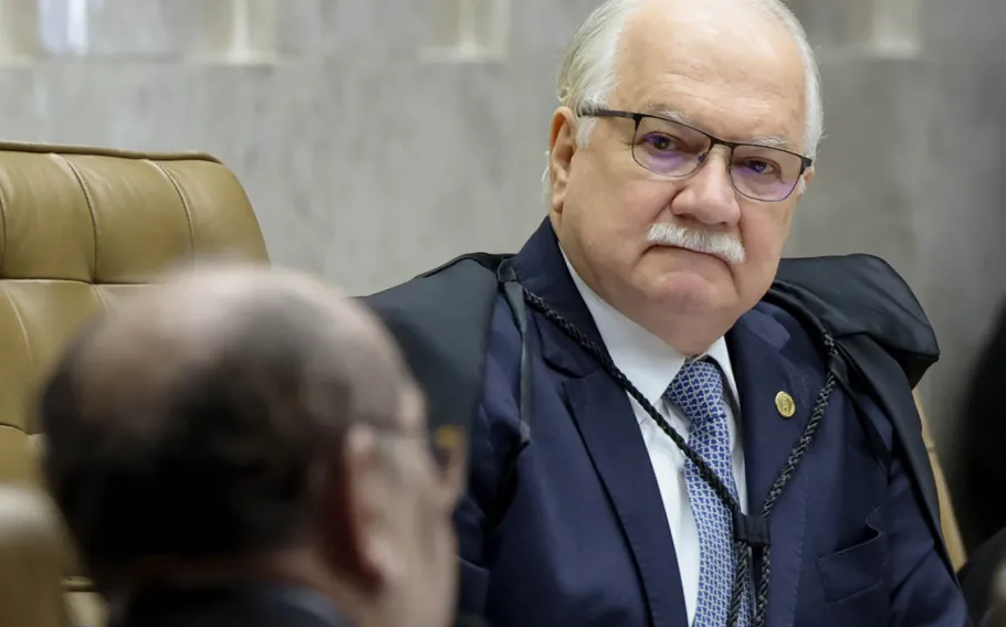 Gilmar Mendes critica vazamentos e uso político durante homenagem a Fachin 1 06 ed340