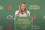 Governo italiano planeja proibir burcas e niqabs em escolas, afirma Giorgia Meloni 4 1310166996 giorgia meloni