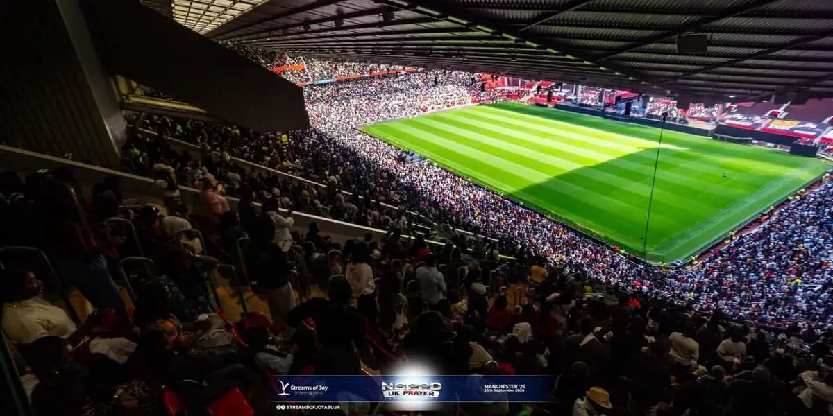 Milhares de cristãos se reúnem em Old Trafford para um poderoso momento de oração 1 1758109806 estadio