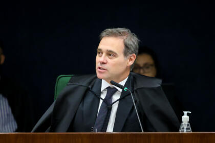 Mendonça critica Moraes em decisão que afasta diretores da PF 8 55473176815 811e95b906 k