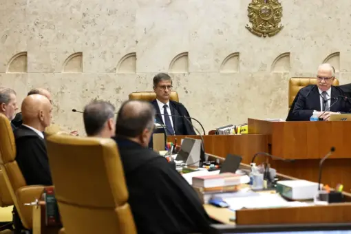 STF sob Críticas: Necessidade de Mudanças no Senado é Urgente 7 55530386904 252db94514 k 910x568.jpg