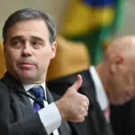 Mendonça esclarece a Fachin investigações sobre rede de influência de Vorcaro 4 8add1910f3aa75ec12c7ee52baf57348e72bd82bw
