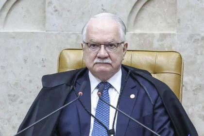 Fachin assume inquérito de fake news e agenda julgamento sobre Moraes 2 Edson Fachin 1 1