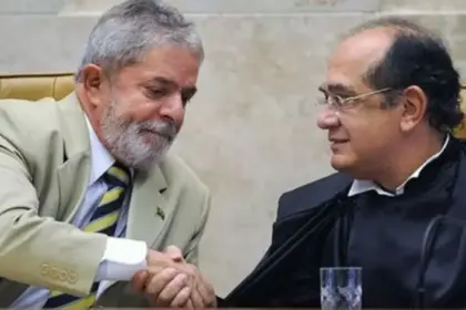 Gilmar Mendes autoriza reajuste do Bolsa Família em período eleitoral 7 Lula e Gilmar Mendes.jpg
