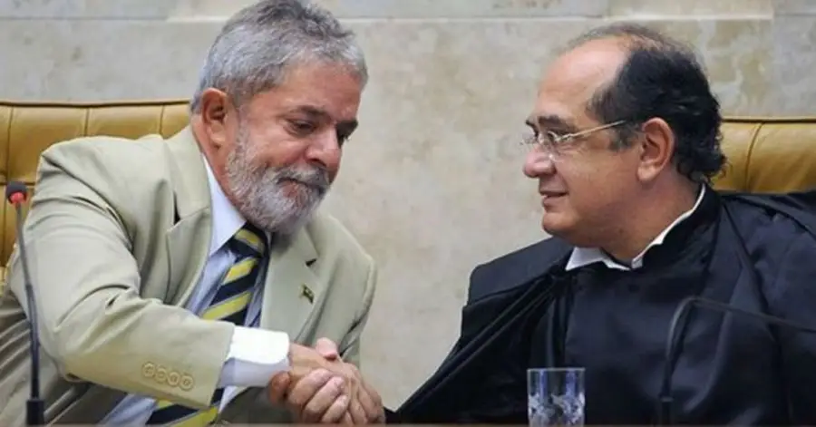 Gilmar Mendes autoriza reajuste do Bolsa Família em período eleitoral 1 Lula e Gilmar Mendes.jpg