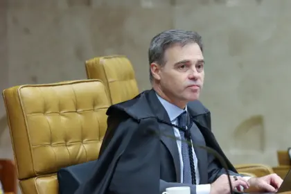 André Mendonça: entre fé, polêmicas e o caso do Banco Master 9 andre mendonca stf