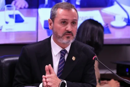STF suspende decisões conflitantes sobre comando da Polícia Federal 2 andrei rodrigues afastamento 1 scaled