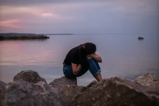 Aumento de suicídios entre jovens na Argentina exige atenção e apoio, alertam especialistas 2 argentina registra aumento suicidios 2025