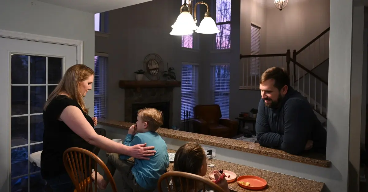 Críticas à Proposta da Casa Branca para Apoiar Pais que Ficam em Casa 19 backlash white house stay at home parents
