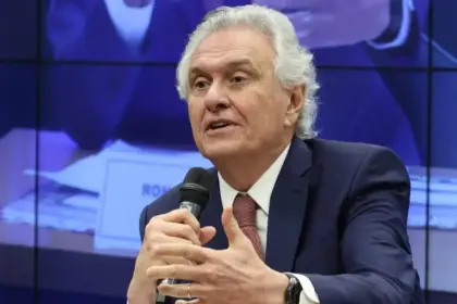 Caiado, recuperado de pneumonia, critica crise do Banco Master e defende indicação de Raquel Dodge ao STF 9 caiado ronaldo candidato