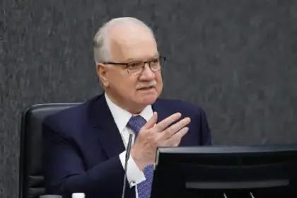 OAB solicita ao STF proteção ao sigilo de advogados em investigação do Banco Master 8 fachin 1.jpg