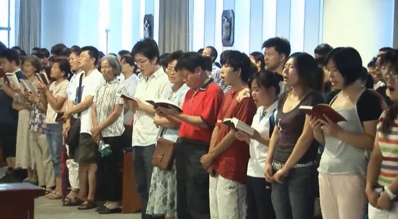Polícia chinesa detém 11 idosos cristãos durante encontro em Chengdu 1 image 15 e1752661873423