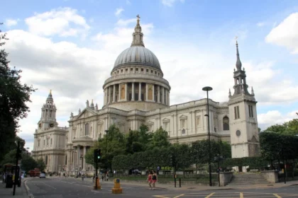Catedral de St. Paul firma parceria com casa noturna e gera polêmica entre cristãos 4 image 8 1