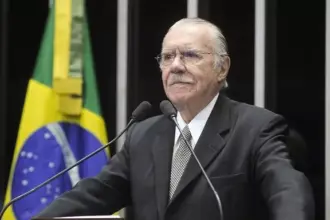 José Sarney é hospitalizado em São Paulo para tratamento de pneumonia 6 jose sarney tribuna do senado marcos oliveira agencia senado.jpg