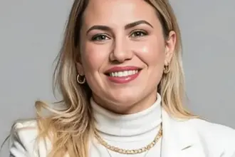 Vice-prefeita de Ribeira falece em acidente de carro em São Paulo 9 juliana vice prefeita.jpg