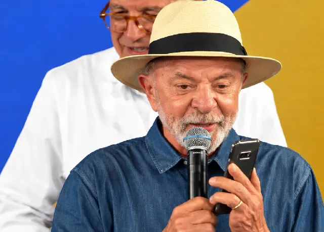 Nikolas Ferreira critica ligação de Lula a Flávio Dino durante sanção de lei de saúde 1 lula 6.jpg