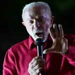 PT lança material que relaciona ações de Lula à Bíblia para conquistar evangélicos 3 lula foto andre borges efe 26