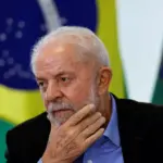 Campanha de Lula solicita investigação sobre perfis que promovem Flávio Bolsonaro 3 lula meta shopee 910x568.jpeg