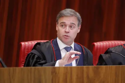 Mendonça será o relator de ação de Renan Santos contra aumento do Bolsa Família 4 mendonca relator tse