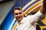 Flávio Bolsonaro desaprova aumento de 15% no Bolsa Família 3 news 142909