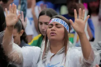 Evangélicos preferem cultos sem política, aponta pesquisa 4 news 142958