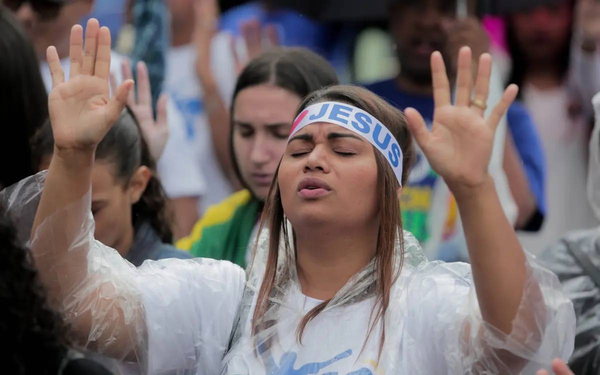Evangélicos preferem cultos sem política, aponta pesquisa 1 news 142958