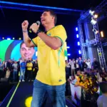 Flávio Bolsonaro defende uma relação pragmática com a China em comício no RN 3 news 143116