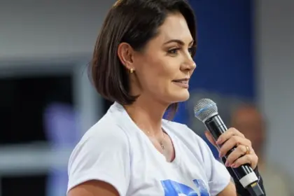 Michelle Bolsonaro lamenta morte do cantor Rick em acidente trágico 10 news 143192