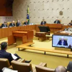 STF iguala licença-maternidade para mães biológicas e adotivas no serviço público 4 plenario julgamento moraes stf