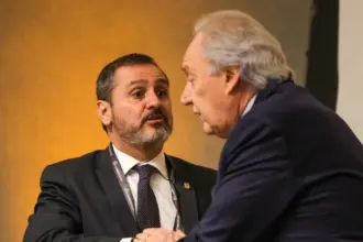 Vídeo revela encontro entre Vorcaro, diretor da PF e autoridades em evento em Londres 7 ricardo lewandowski com andrei rodrigues pf foto fabio rodrigues pozzebom agencia brasil