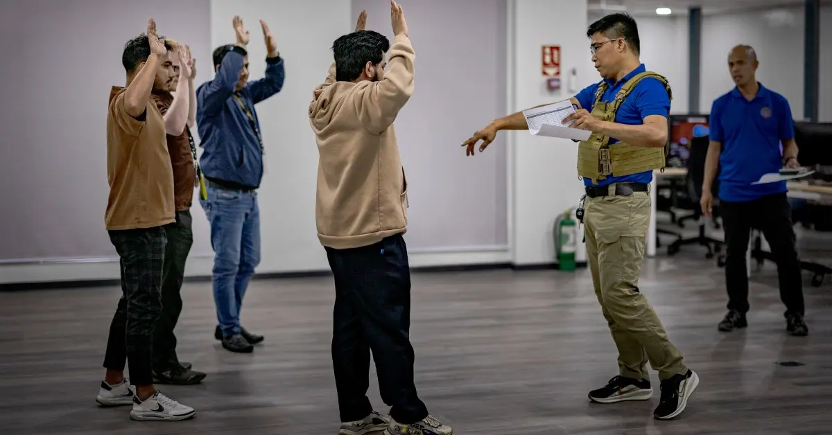 Sobreviventes de Centros de Golpes Cibernéticos Buscam Justiça e Recuperação 1 scam center philippines