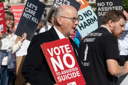 Cristãos se Unem para Barrar Projeto de Lei sobre Eutanásia no Reino Unido 8 uk assisted suicide bill rejected