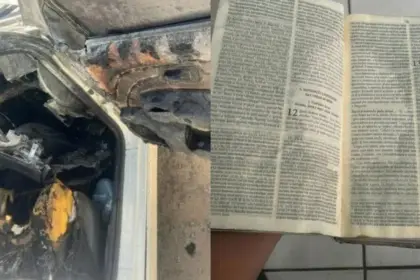 Bíblia sobrevive a incêndio em carro e motorista fala em milagre 5 1016614839 biblia