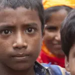 Crianças cristãs enfrentam perseguição e os efeitos da guerra no Irã 3 1679346556 1679346553 Menino20em20Bangladesh1