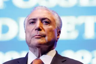 Michel Temer declara apoio a Flávio Bolsonaro: "As urnas falaram" 7 1791234844306 10ee7d43a589