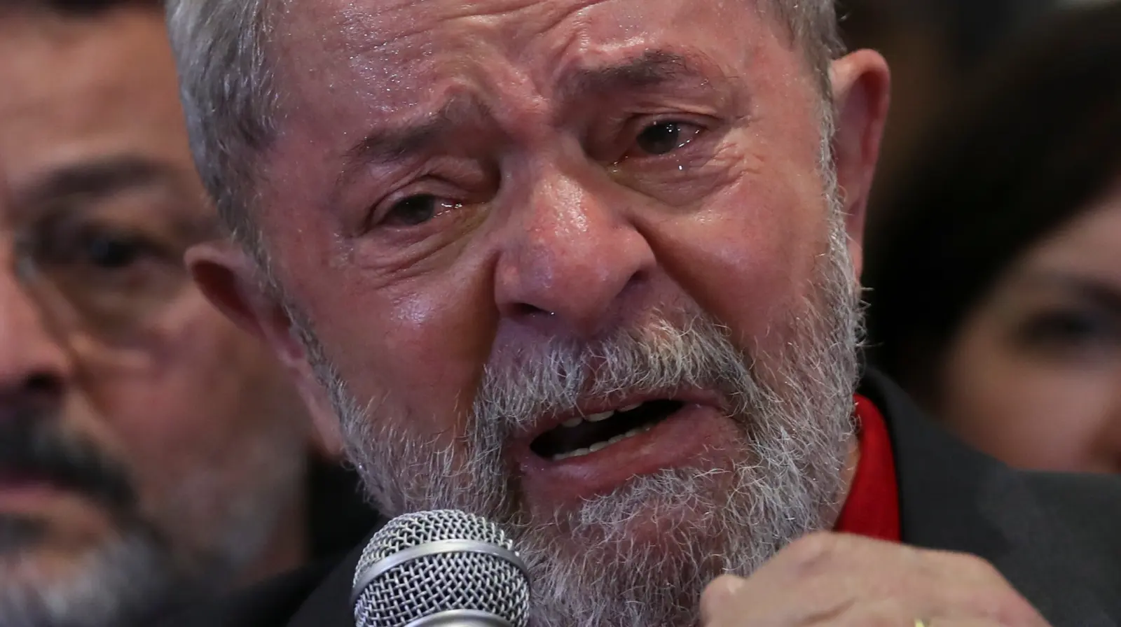 Lula enfrenta desafio nas eleições, com disputa acirrada contra Flávio Bolsonaro 1 1f2d1dfcb18dd6fefcfe1e9767fa32e7168540b9 1 scaled