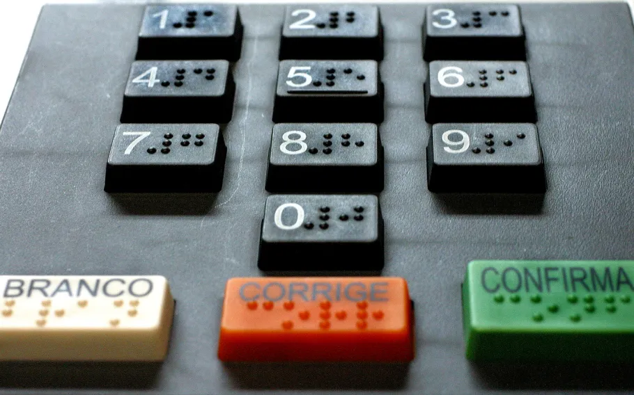 TRE-RJ altera 72 locais de votação em áreas dominadas por facções criminosas 1 28877758663 14319f8a12 o