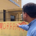 Igreja é alvo de vandalismo com mensagens de ódio em Dourados, MS 4 472526455 pichacao