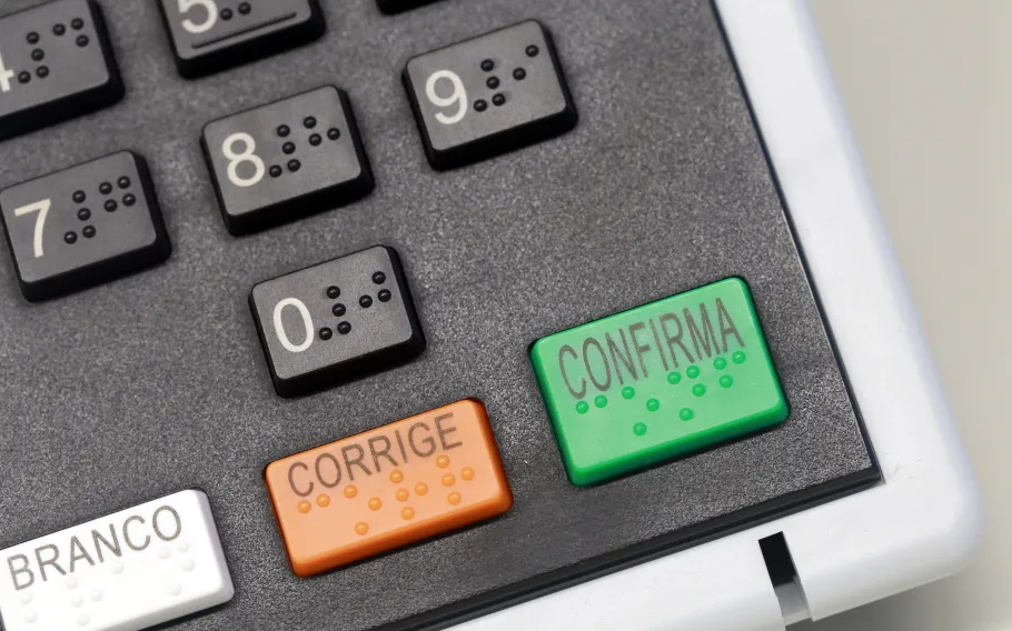 Justiça Eleitoral disponibiliza mais de 563 mil urnas para as eleições de 2026 1 50514669491 bd6f6ffb2b o