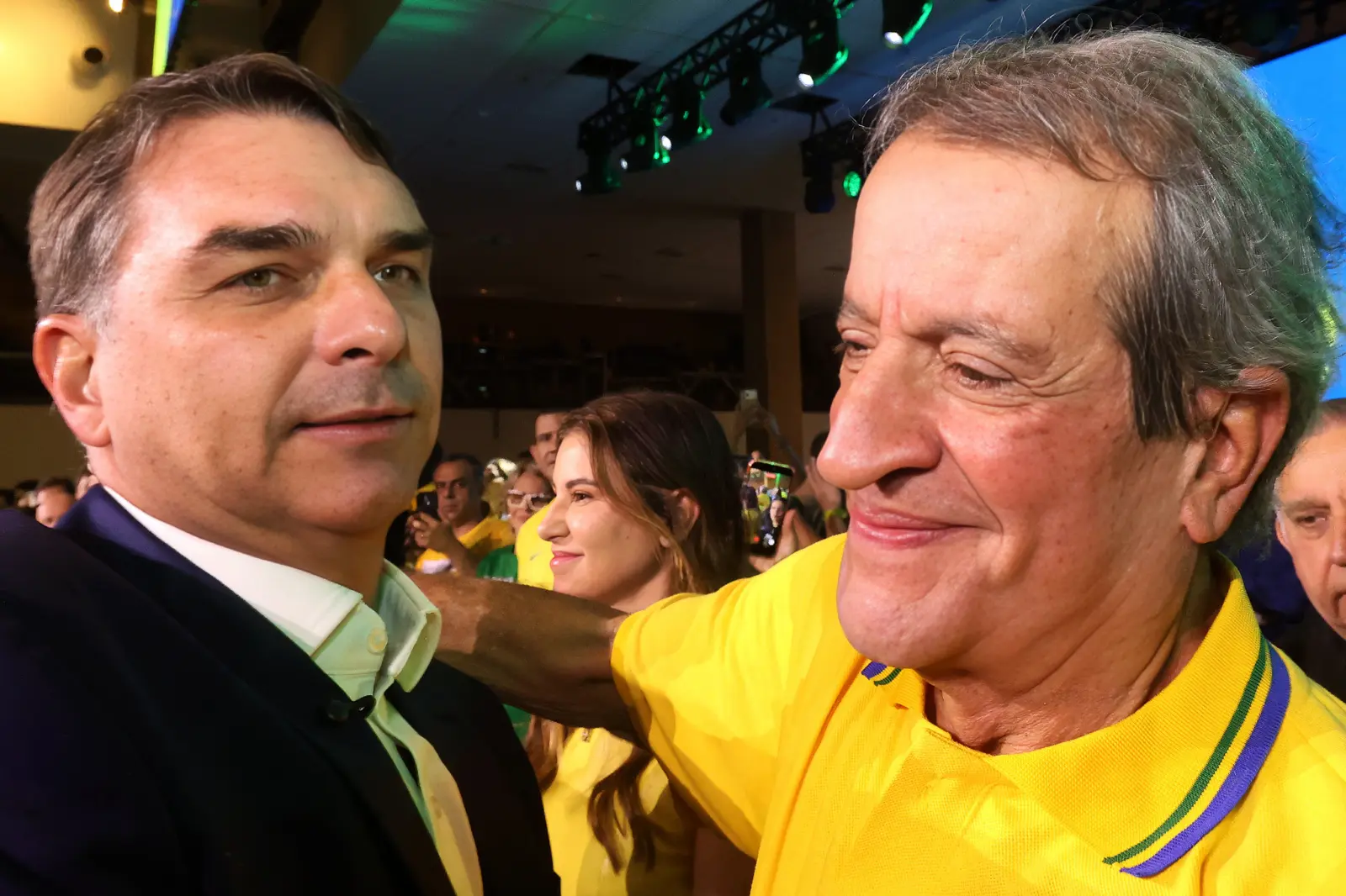 Crise na Direita: Carta de Flávio Bolsonaro Gera Divisões Entre Aliados 1 55424611919 eb6e593b12 k scaled