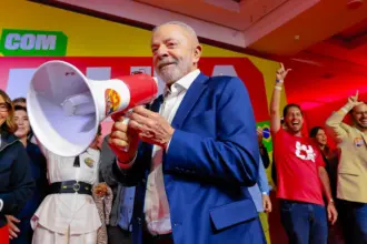 Meta responde a alegações de favorecimento a Flávio Bolsonaro e aponta falhas técnicas como causa de menor alcance de Lula nas redes sociais 8 55570173755 113c6c6dd5 4k