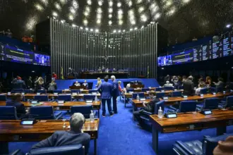 Congresso Nacional aprova emenda que acaba com a escala 6x1 6 55590421235 3dac5c8466 o 910x568.jpg